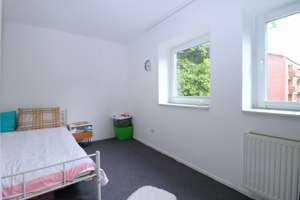 Familienfreundliche Maisonette mit Gartenidylle & guter Anbindung in Hamburg-Langenhorn – Die vollständige Adresse der Immobilie erhältst du vom Anbieter., 22415 Langenhorn, Hamburg – Vorschaubild 6