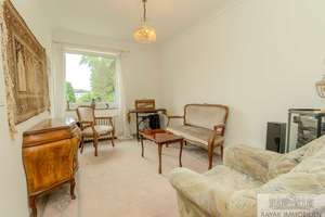 Property thumbnail 12