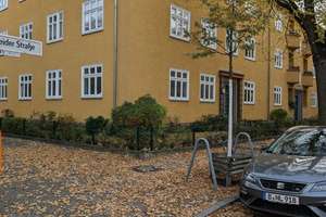 Helle 2-Zimmer Wohnung im 1. OG in Berlin Adlershof – Altheider Straße 14, 12489 Adlershof, Berlin – Vorschaubild 1