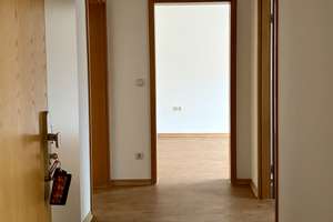 Gut geschnittene 2-Zimmer Wohnung im 1. OG mit Balkon und Gartenmitbenutzung - ab dem 01.11.2026 – 23558 Sankt Lorenz Süd, Lübeck – Vorschaubild 2