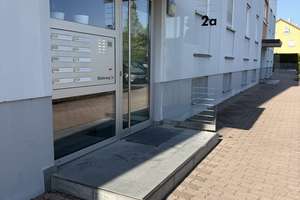 Gepflegte 3-Zimmer-Wohnung mit Balkon, Aufzug & Garage in Gersthofen