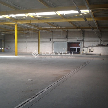 Günstige Lagerhalle in Krefeld nähe A57