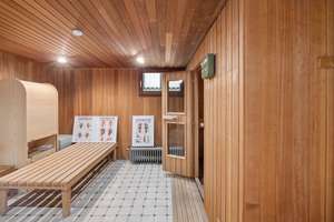 Großzügiger Bungalow auf 967 qm mit Premium-Wintergarten, moderner Hybrid-Wärmepumpe und ca. 335  – Die vollständige Adresse der Immobilie erhältst du vom Anbieter., 22045 Jenfeld, Hamburg – Vorschaubild 22