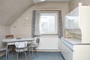 Sonniges Wohnen: charmantes EFH, 6 Zimmer, Einliegerwohnung möglich, großer Garten, Garage – Die vollständige Adresse der Immobilie erhältst du vom Anbieter., 40591 Wersten, Düsseldorf – Vorschaubild 20