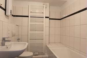 SCHÖNE HELLE 2 ZIMMER WOHNUNG MIT EINBAUKÜCHE IM HERZEN VON ELLER – Gumbertstraße 183, 40229 Eller, Düsseldorf – Vorschaubild 15
