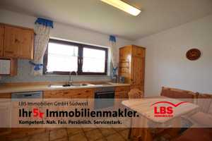 Familientraum mit Einliegerwohnung und großem Garten – Breisgau-Hochschwarzwald (Kreis) – Vorschaubild 5