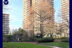 Erstbezug nach Modernisierung: 3 Zimmer + Umlauf-Balkon, 2 Bäder, Hauswirtschaftraum, Aufzug