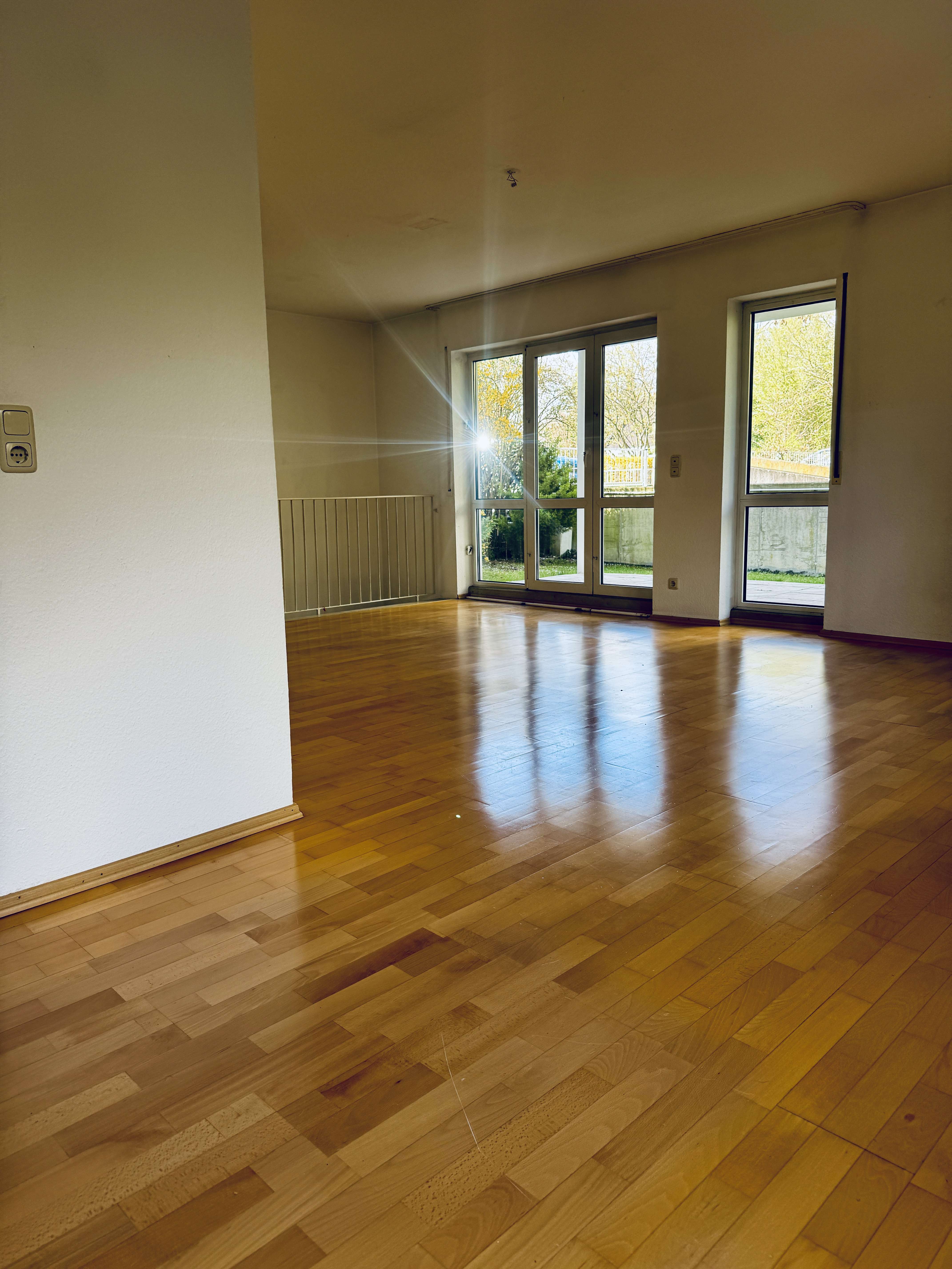 Attraktive3 Zimmer Maisonette-Wohnung mit Terrasse und Garten, Hochtaunuskreis – Bild 4