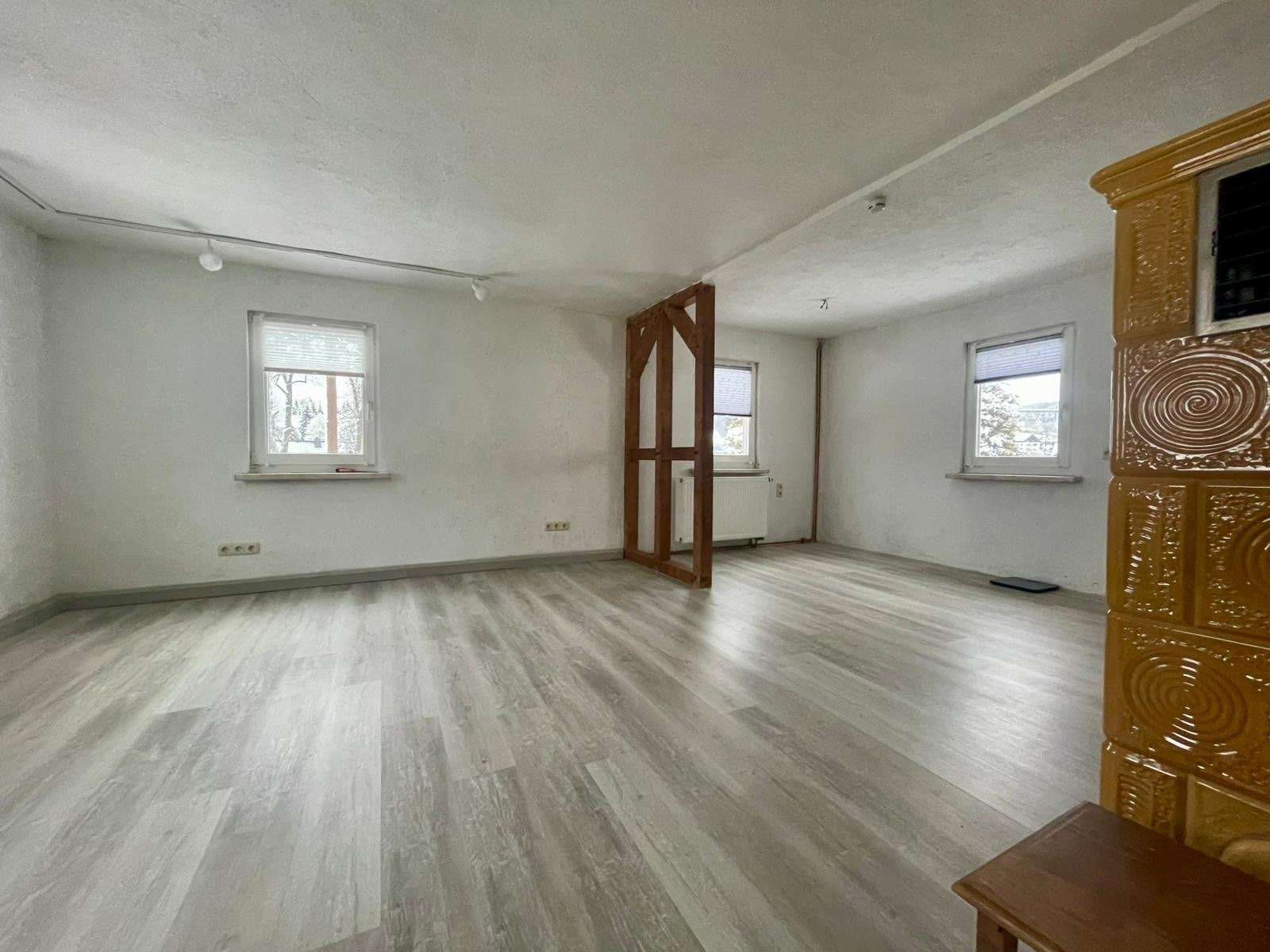 Immobilie in Raschau-Markersbach - Saniertes Einfamilienhaus mit kleinem Grundstück - Bild 2