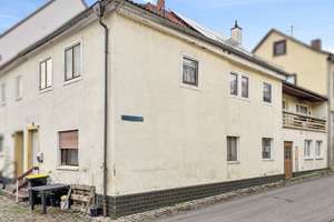 Ensembleschutz! Familienfreundliches Reiheneckhaus inmitten von Bad Königshofen – Die vollständige Adresse der Immobilie erhältst du vom Anbieter., 97631 Bad Königshofen im Grabfeld – Vorschaubild 13