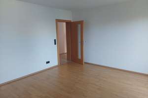 Schöne 4-Zimmer-Doppelhaushälfte mit gehobener Innenausstattung und EBK in Reichstorf – Reichstorf 100, 94428 Eichendorf – Vorschaubild 11