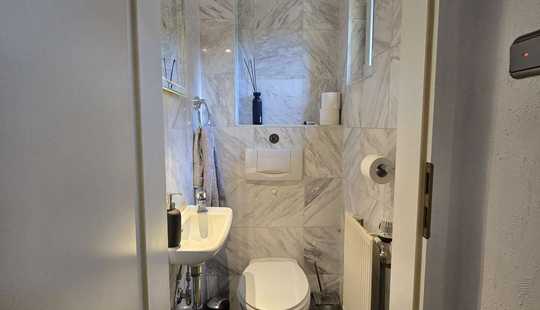 Bild von Stilvolle Doppelhaushälfte mit Gartenidylle in zentraler Lage von Frankfurt-Höchst