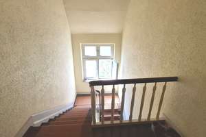 Tolle Etagen- Dachgeschosswohnung mit Nebenraum. Hier in Huttrop wohnt man gerne und zentral – Die vollständige Adresse der Immobilie erhältst du vom Anbieter., 45138 Huttrop, Essen – Vorschaubild 14