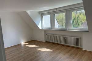 Lassen Sie sich vormerken - renovierte 3-Zimmer DG Wohnung wartet auf Sie als neue Mieter – Auf dem Lölfert 19, 58119 Hohenlimburg (Ortsteil), Hagen – Vorschaubild 2