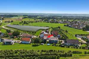 Ravensburg-Schmalegg
Charmantes Familiendomizil in naturnaher Wohnlage mit Blick ins Grüne – Ravensburg (Kreis) – Vorschaubild 11