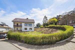 Großzügiges Einfamilienhaus mit Einliegerwohnung in beliebter Lage – Gießen (Kreis) – Vorschaubild 1