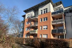 Charmante 3-Zimmer-Wohnung mit Sonnenbalkon – Ihr neues Zuhause in Reutlingen – Pestalozzistraße 93, 72762 Reutlingen-Mitte, Reutlingen – Vorschaubild 2