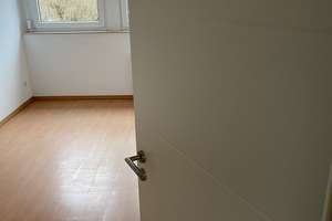 Kernsanierte vermietete 3ZKBB in Brake – Krabbenstr. 4 a, 33729 Heepen, Bielefeld – Vorschaubild 5