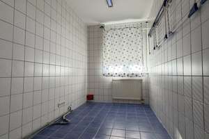 Bedarfsgerechtes, weil vielseitig konfigurierbares Reihenhaus in ruhiger Lage von Rbg.-Burgweinting – Käthe-Dorsch-Weg 12, 93055 Burgweinting-Harting, Regensburg – Vorschaubild 7
