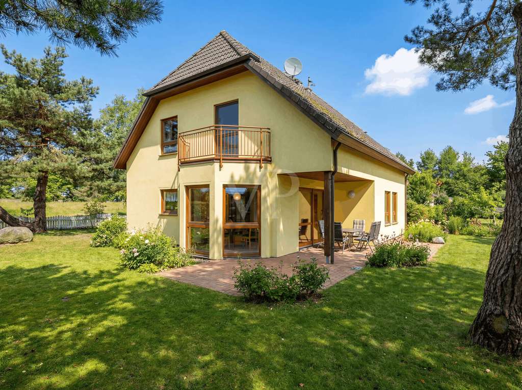 Immobilie in Dierhagen - Feriendomizil in ostseenaher Lage - nur 150 Meter bis zum Strand! - Bild 1