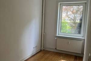 Gemütliche 3-Zimmer-Erdgeschosswohnung zur Miete in Winterhude - Wentzel Dr. – Großheidestr. 5, 22303 Winterhude, Hamburg – Vorschaubild 7