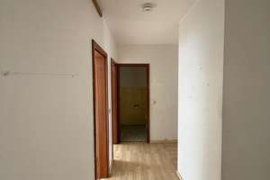 Top geschnittene 4 Zi Wohnung mit Aufzug und Balkon, Nähe UKE und Beiersdorf, zum Selbstgestalten – Die vollständige Adresse der Immobilie erhältst du vom Anbieter., 22529 Lokstedt, Hamburg – Vorschaubild 2