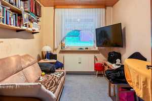 Eigenheim mit Garten und 2 Garagen in traumhafter Lage von Stelle – Harburg (Kreis) – Vorschaubild 9