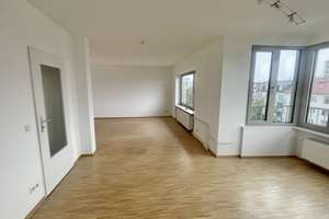 Ab sofort frei – Balkon mit Blick zur Christuskirche –2-Zimmer-Wohnung mit 3-Zimmer-Potenzial – Josefsstraße 70-76, 55118 Neustadt, Mainz – Vorschaubild 6