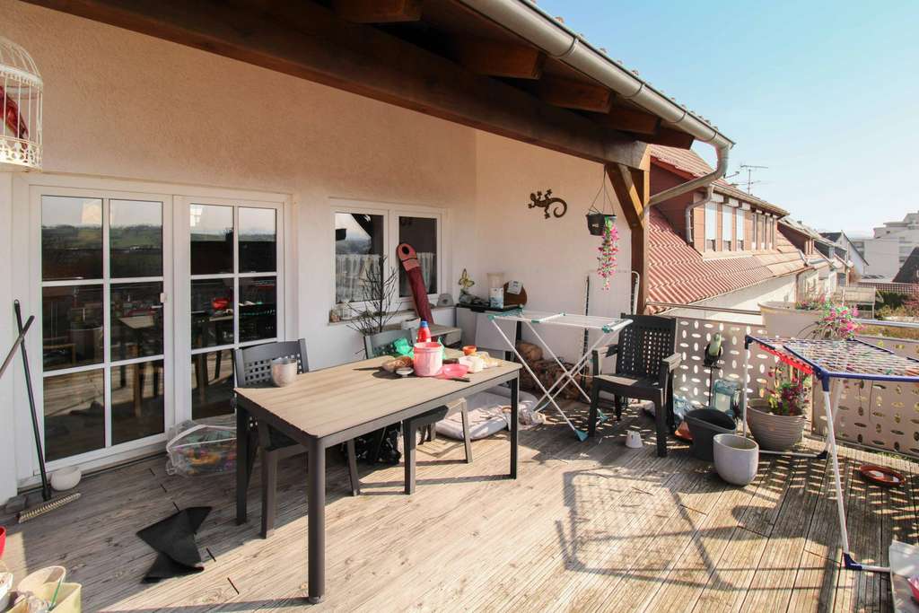 Immobilie in Pliezhausen - Einfamilienhaus mit großem Garten, Balkon und Garage - Bild 3