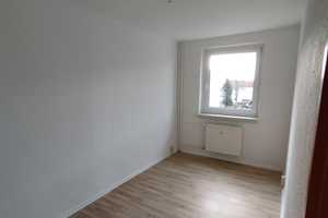 Erstbezug nach Sanierung mit Balkon und Einbauküche: Freundliche 3-Raum-Wohnung in Magdeburg – Diesterwegstraße 2, 39110 Magdeburg – Vorschaubild 3