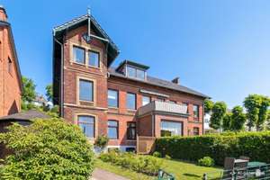 Historische Rotklinker-Villa in einzigartiger Lage in Övelgönne