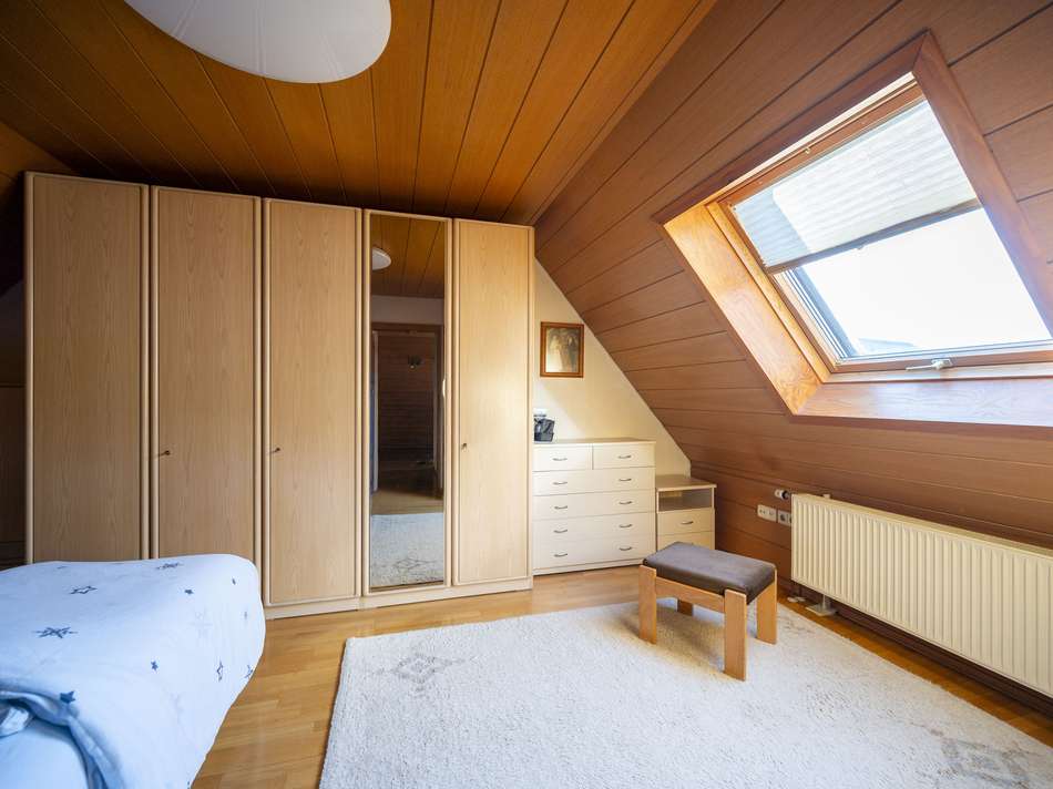 Schlafzimmer OG