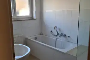 Begehrte Wohnlage: Dreifamilienhaus in Leinfelden, 4-Zi-Erdgeschosswohnung mit Garten frei – Esslingen (Kreis) – Vorschaubild 8