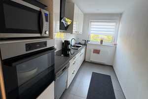 Helle 2,5-Zimmer-Dachgeschosswohnung in Oberhausen Altstaden– 72 m², sofort bezugsfrei – Bebelstraße 00, 46049 Oberhausen – Vorschaubild 2