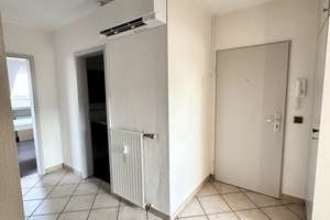 Attraktive 2-Zimmer-Dachgeschosswohnung mit Weitblick, Balkon und Klimaanlage in Solingen, ab sofort – Die vollständige Adresse der Immobilie erhältst du vom Anbieter., 42659 Burg/Höhscheid, Solingen – Vorschaubild 11