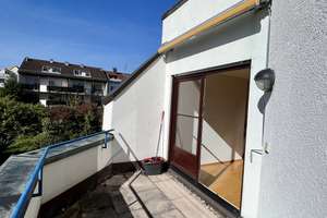 Großzügige 5,5-Zimmer-Maisonettewohnung in Stuttgart-Vaihingen mit mehreren Balkone – Brommerstraße .., 70563 Vaihingen-Mitte, Stuttgart – Vorschaubild 6