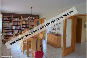 Geräumige 4-Zimmer-Wohnung mit Balkon - provisionsfrei