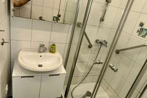 Renovierte, ruhige 4-ZKB-Whg. inkl. Garage inmitten von Krefeld – Eichental 15, 47798 Stadtmitte, Krefeld – Vorschaubild 7