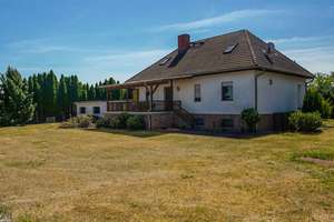 Großes Einfamilienhaus mit viel Garten und nah am See wartet auf neue Bewohner. – Die vollständige Adresse der Immobilie erhältst du vom Anbieter., 14929 Treuenbrietzen – Vorschaubild 10