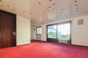 Attraktive 75 m² Wohnung – mit Einbauküche und Loggia – Die vollständige Adresse der Immobilie erhältst du vom Anbieter., 90478 Ludwigsfeld, Nürnberg – Vorschaubild 2