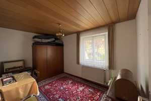 Gemütliches Zuhause in beliebter Wohngegend mit großem Garten und zwei Garagen – Tübingen (Kreis) – Vorschaubild 4