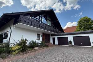 Viel Raum zum Leben: Riesige Landhausvilla in Neuhof/Fulda! – Die vollständige Adresse der Immobilie erhältst du vom Anbieter., 36119 Neuhof – Vorschaubild 2