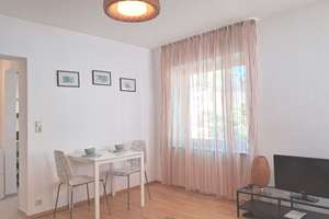 Helle möblierte 2 Zimmerwohnung in Stuttgart Weilimdorf, am Löwenmarkt! – 70499 Weilimdorf (Ortsteil), Stuttgart – Vorschaubild 3