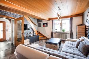 Haus mit viel Potenzial - Ihr neues Zuhause in bester Innenstadtlage! – Die vollständige Adresse der Immobilie erhältst du vom Anbieter., 95445 Roter Hügel, Bayreuth – Vorschaubild 2