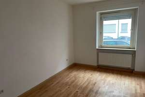 INVESTOREN AUFGEPASST: Charmante 2-Zimmer-Altbauwohnung mit idealer ÖPNV & BAB Anbindung – Die vollständige Adresse der Immobilie erhältst du vom Anbieter., 90461 Gugelstraße, Nürnberg – Vorschaubild 8