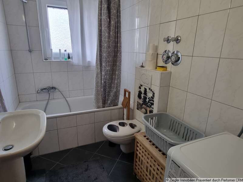 Immobilie in Edingen-Neckarhausen - Gut geschnittene Wohnung in ruhiger und beliebter Lage in Edingen - 22204024 - Bild 2