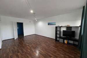 Bezugsfreie 2-Zimmer-Wohnung im 6. OG mit zwei großzügigen Südbalkonen in Erlangen-Alterlangen. – Die vollständige Adresse der Immobilie erhältst du vom Anbieter., 91054 Tal, Erlangen – Vorschaubild 2