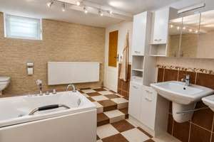 Ruhiges RMH mit 300 m² Grundstück, 110,75 m² Wfl., Garage, Pool, Wintergarten und Balkon in 01109 DD – Die vollständige Adresse der Immobilie erhältst du vom Anbieter., 1109 Hellerau/Wilschdorf, Dresden – Vorschaubild 27