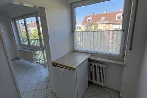 Geräumige 1-Zimmer-Wohnung mit Einbauküche und neusaniertem Bad in München – Die vollständige Adresse der Immobilie erhältst du vom Anbieter., 80807 Milbertshofen, München – Vorschaubild 8