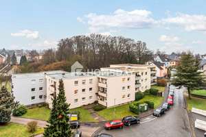 Großzügig geschnittene Vier-Zimmer-Wohnung mit Wohlfühlcharakter – 44799 Wiemelhausen, Bochum – Vorschaubild 2